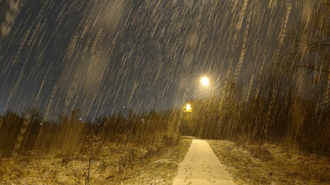 Сильный снегопад в Белгороде